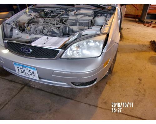 FORD FOCUS Grille
