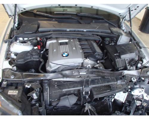 BMW BMW 325i Parts Cars or Trucks