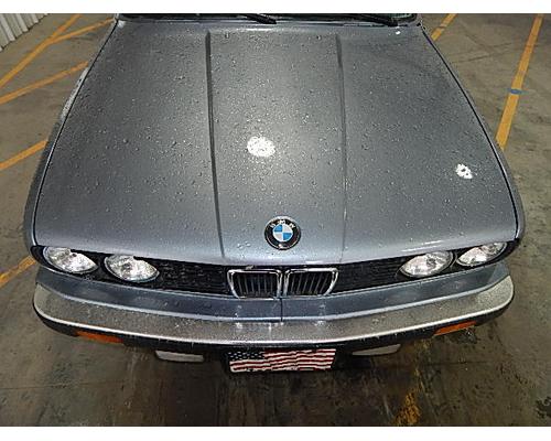 BMW BMW 325i Parts Cars or Trucks