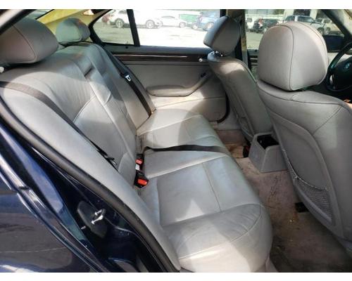 BMW BMW 325i Parts Cars or Trucks