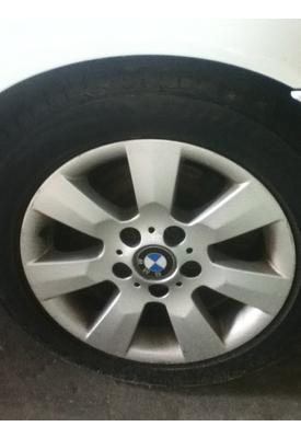BMW BMW 325i Wheel