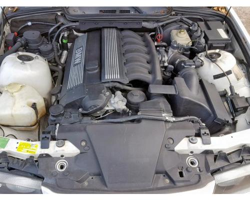 BMW BMW 328i Parts Cars or Trucks