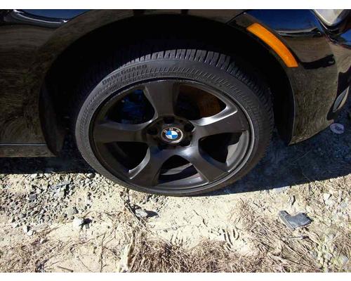 BMW BMW 328i Wheel