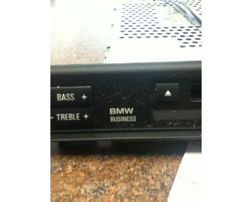 BMW BMW 528i AV Equipment