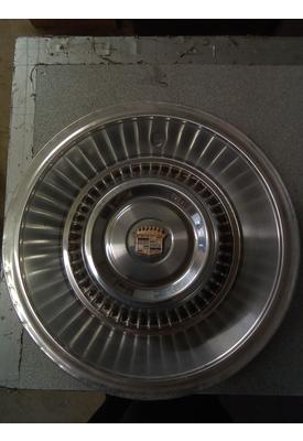 CADILLAC Coupe Deville Wheel Cover
