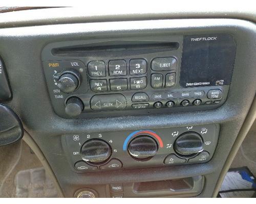 CHEVROLET MALIBU AV Equipment