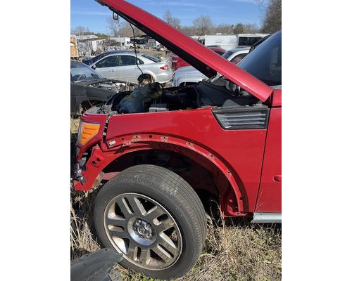 DODGE NITRO Fender