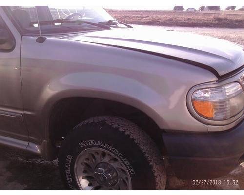 FORD EXPLORER Fender