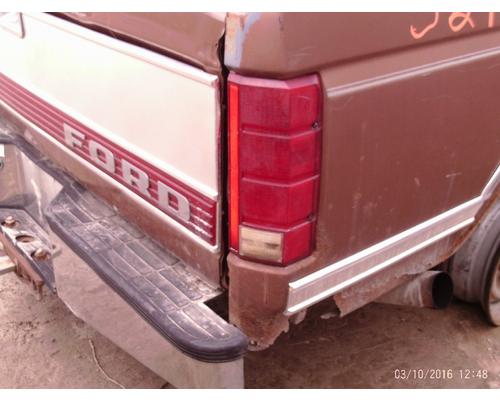 FORD FORD F250 PICKUP Tail Lamp