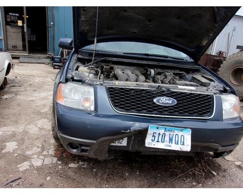 FORD FREESTYLE Grille