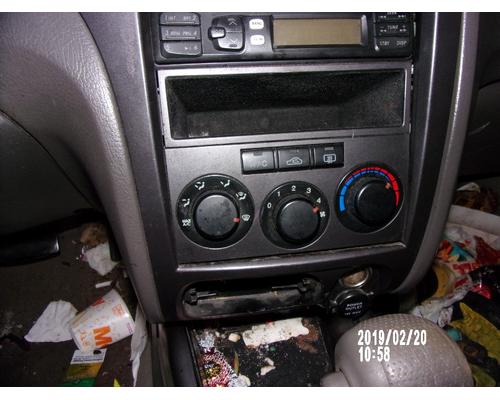 HYUNDAI ELANTRA Temperature Control