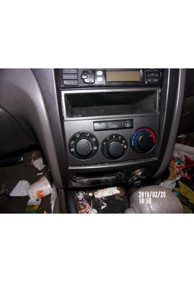 HYUNDAI ELANTRA Temperature Control