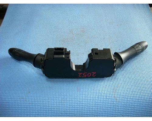 INFINITI INFINITI Q50 Column Switch