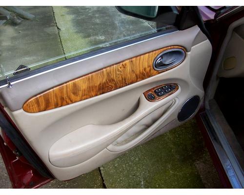 JAGUAR XJ8 Parts Cars or Trucks