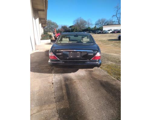 JAGUAR XJ8 Parts Cars or Trucks