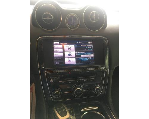 Jaguar XJ Info-GPS-TV Screen