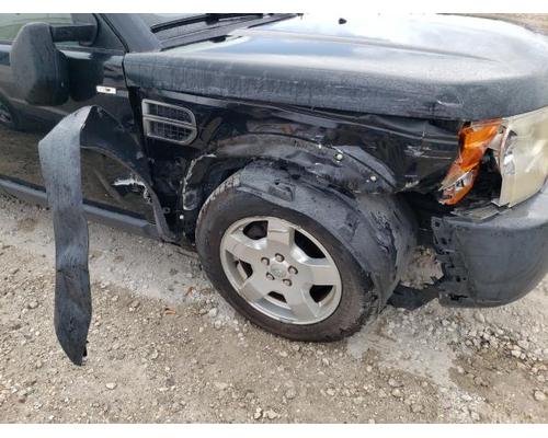 LAND ROVER LR3 Parts Cars or Trucks