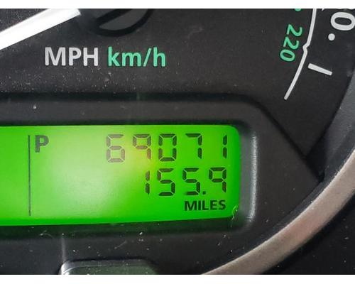 LAND ROVER LR3 Parts Cars or Trucks