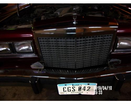 LINCOLN LINCOLN & TOWN CAR Grille