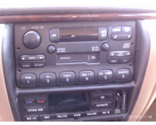 LINCOLN LINCOLN CONTINENTAL AV Equipment
