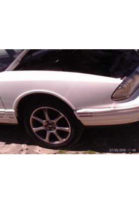 LINCOLN LINCOLN CONTINENTAL Fender