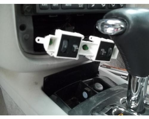 LINCOLN LINCOLN CONTINENTAL Temperature Control