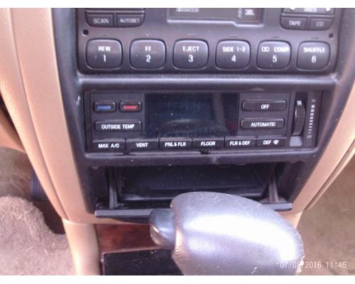 LINCOLN LINCOLN CONTINENTAL Temperature Control