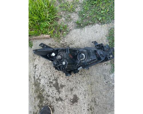 MAZDA MAZDA 3 Headlamp Assembly