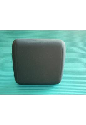 MAZDA MAZDA 3 Headrest