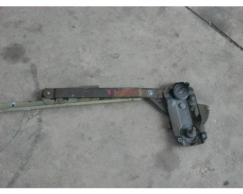 MERCEDES-BENZ MERCEDES 250 Door Window Regulator, Front