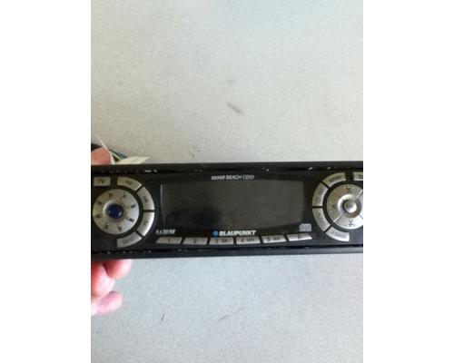 MERCEDES-BENZ MERCEDES 300E AV Equipment