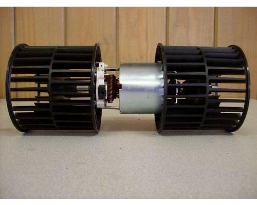 MERCEDES-BENZ MERCEDES 560 Blower Motor (HVAC)