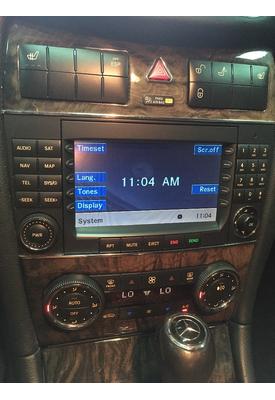 MERCEDES-BENZ MERCEDES CLK A/V Equipment