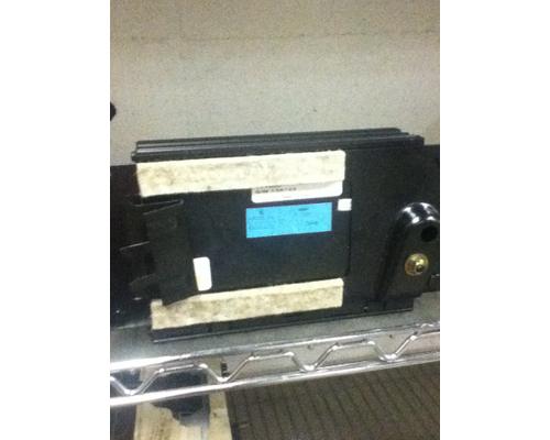 MERCEDES-BENZ MERCEDES E-CLASS AV Equipment