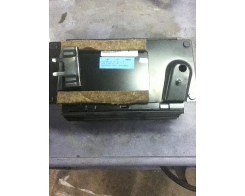 MERCEDES-BENZ MERCEDES E-CLASS AV Equipment