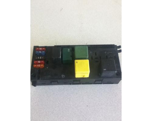 MERCEDES-BENZ MERCEDES E-CLASS Fuse Box