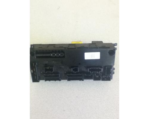 MERCEDES-BENZ MERCEDES E-CLASS Fuse Box