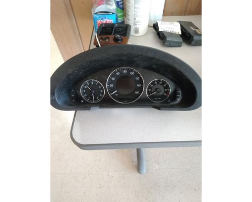 MERCEDES-BENZ MERCEDES E-CLASS Speedometer Head Cluster