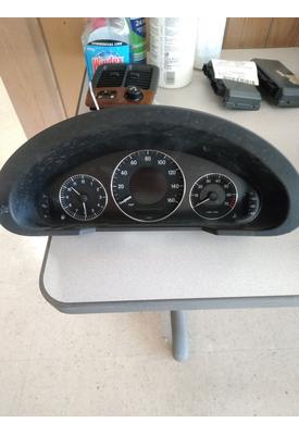 MERCEDES-BENZ MERCEDES E-CLASS Speedometer Head Cluster