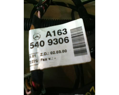 MERCEDES-BENZ MERCEDES ML-CLASS Engine Wiring Harness