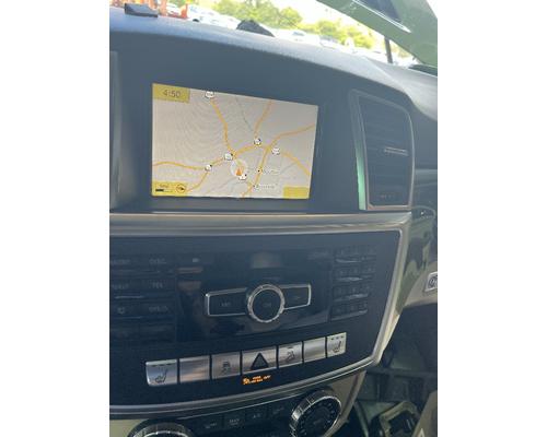 MERCEDES-BENZ MERCEDES ML-CLASS Info-GPS-TV Screen