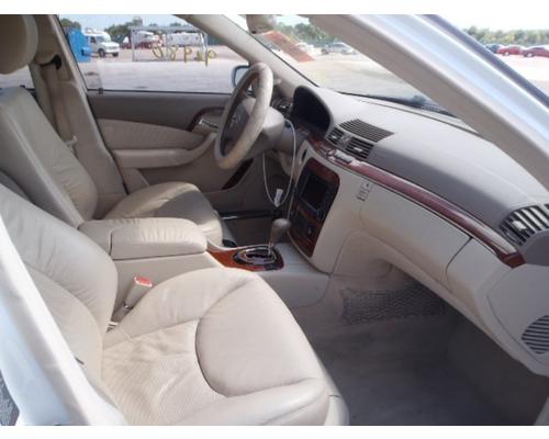 MERCEDES-BENZ MERCEDES S-CLASS AV Equipment