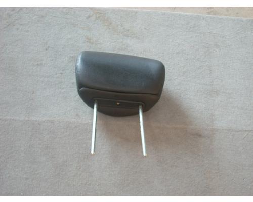 MITSUBISHI ENDEAVOR Headrest