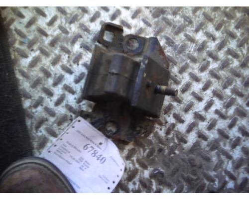 NISSAN FRONTIER Engine Mounts