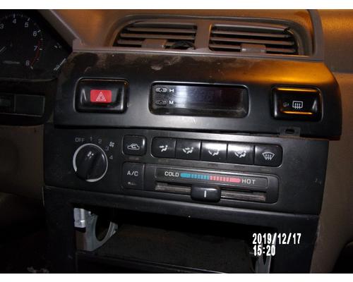 NISSAN MAXIMA Temperature Control