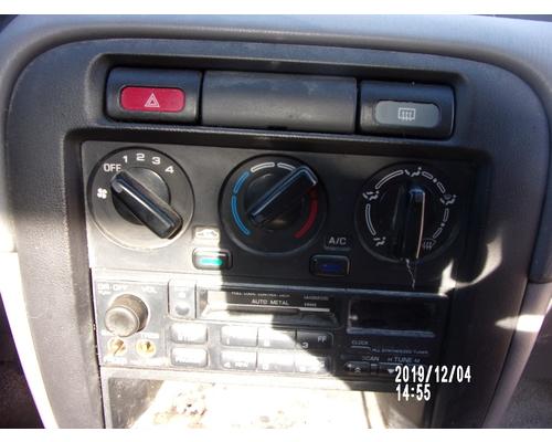 NISSAN SENTRA Temperature Control