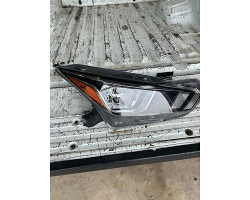 NISSAN VERSA Headlamp Assembly