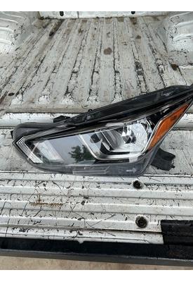 NISSAN VERSA Headlamp Assembly