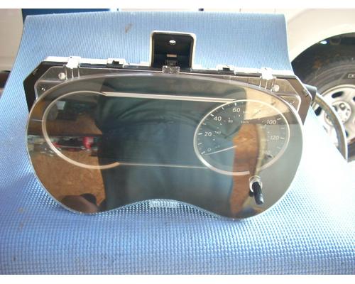 NISSAN VERSA Speedometer Head Cluster
