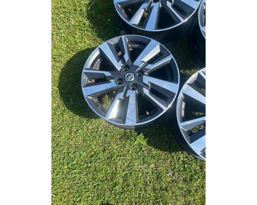 NISSAN VERSA Wheel